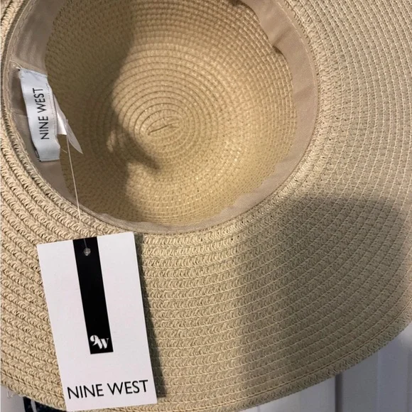 Nine West Cream Sun Hat with Black Trim NEW - Picture 6 of 7